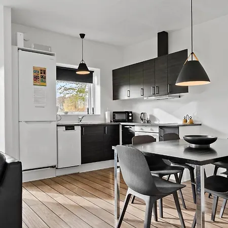 3 Bedroom Beautiful Home In Ringkobing Ringkøbing