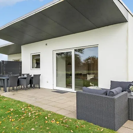 3 Bedroom Beautiful Home In Ringkobing Ringkøbing